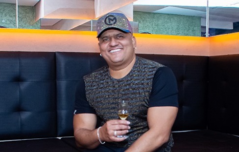 Ceian Muniz se apresenta em sua cidade natal para começar o ano